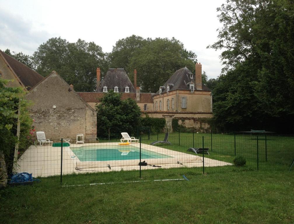 Château de Villars Villeneuve-sur-Allier Exterior foto